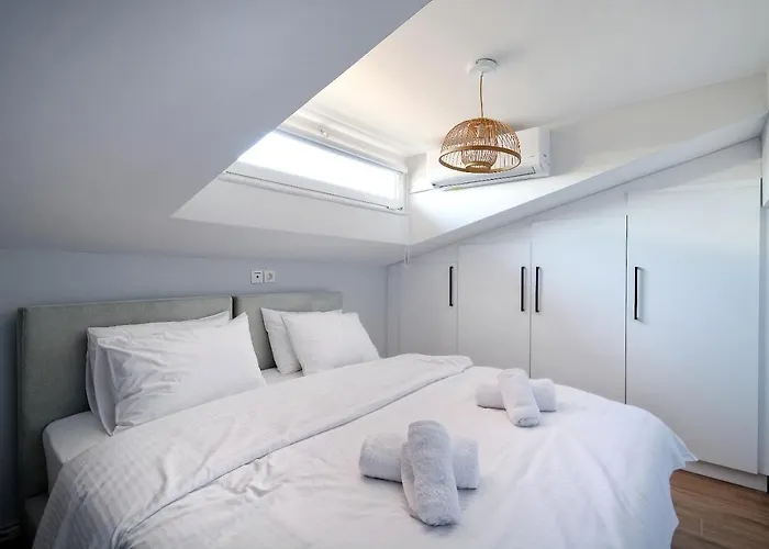 Trojan Affair Residence
