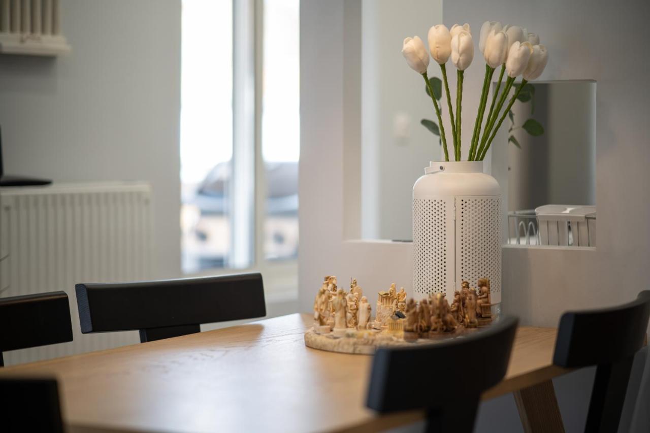 Trojan Affair Apartment