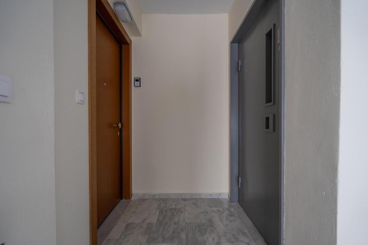 Trojan Affair Apartment Athens
