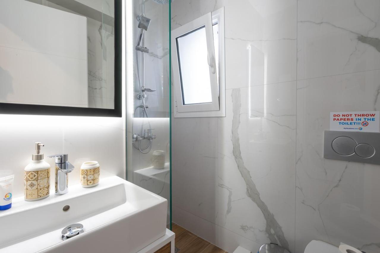 Trojan Affair Apartment